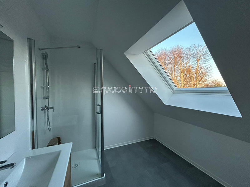 Maison - 84 m² - 4 pièces