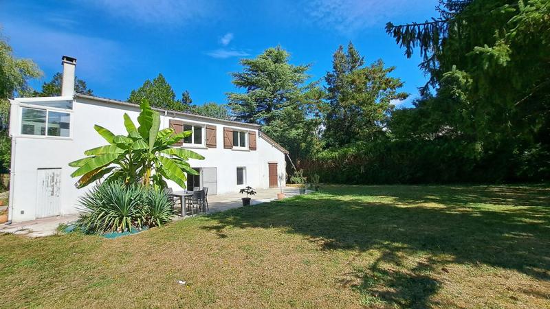 Maison - 123 m² - 7 pièces