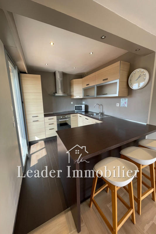 Appartement - 82 m² - 3 pièces