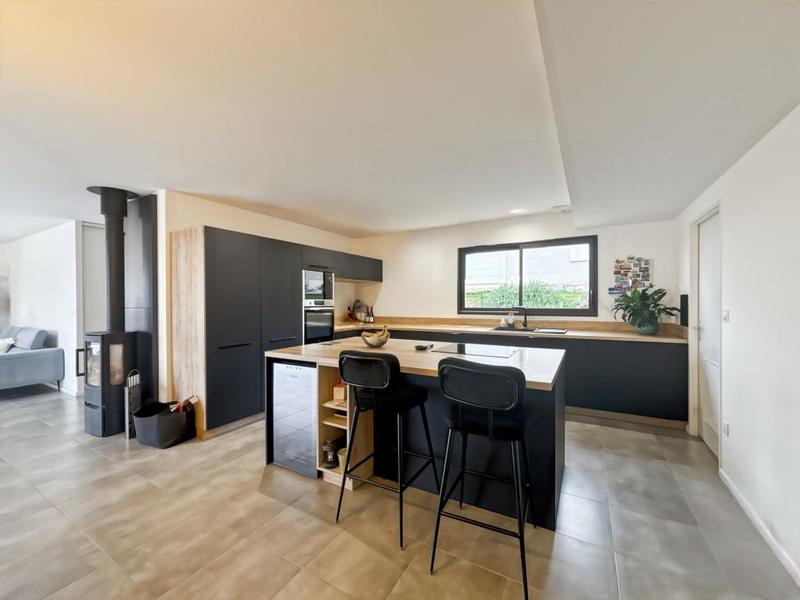 Maison - 132 m² - 5 pièces