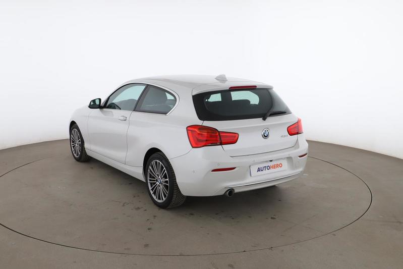 Bmw Série 1 116d UrbanChic Bva8 3p 116 ch