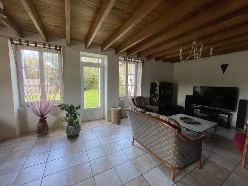 Propriété - 162 m² - 6 pièces