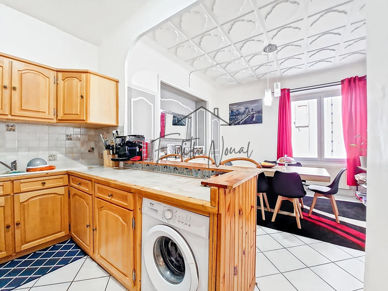 Appartement - 160 m² - 8 pièces