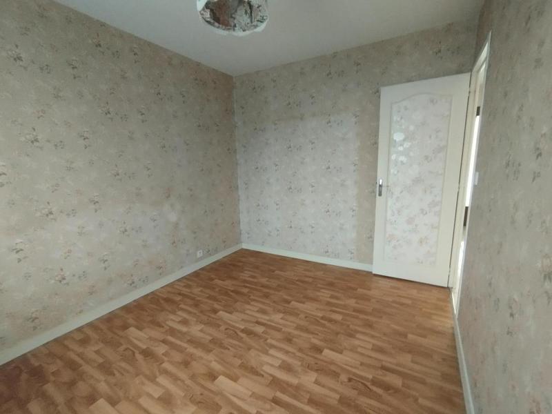 Maison traditionnelle - 90 m² - 4 pièces