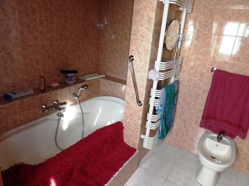 Propriété - 180 m² - 6 pièces