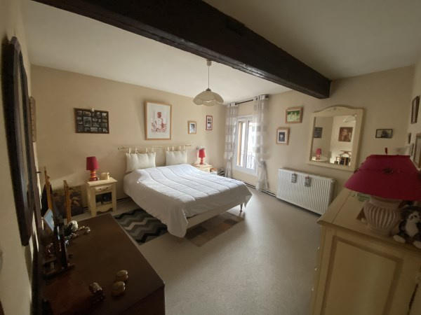 Maison - 150 m² - 8 pièces