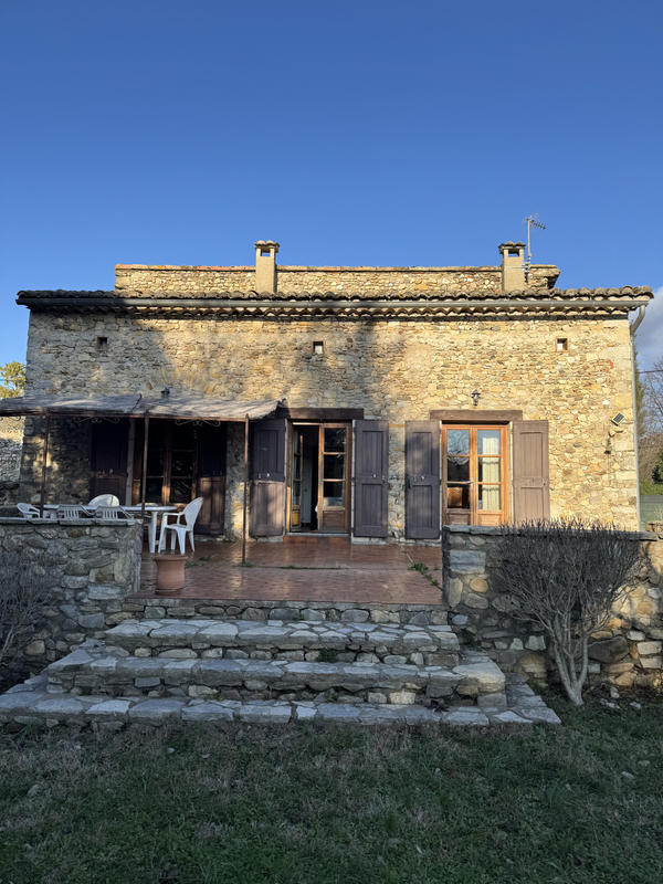 Mas - 136 m² - 7 pièces