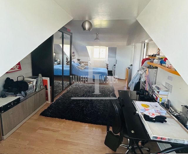 Maison - 208 m² - 7 pièces