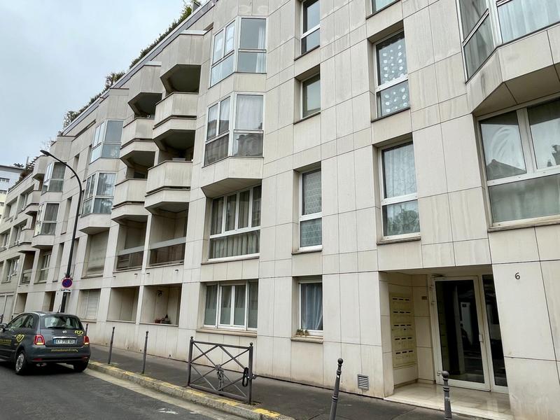 Parking / Garage - 10 m²