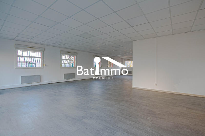 Local d'activités - 680 m²