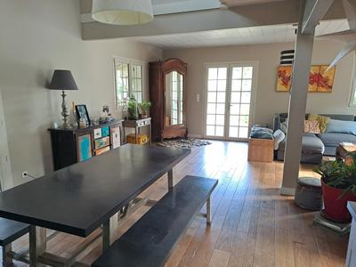Maison - 148 m² - 6 pièces