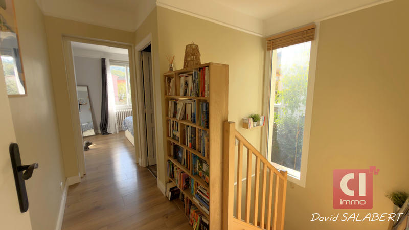 Maison - 136 m² - 6 pièces