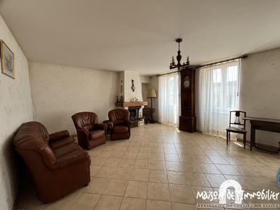 Maison - 169 m² - 7 pièces