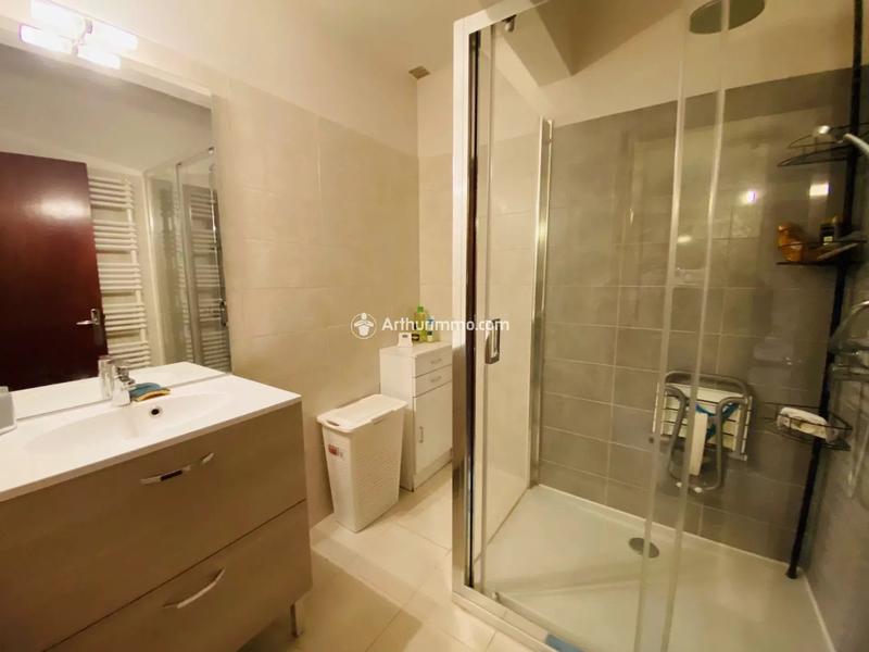 Appartement - 90 m² - 5 pièces