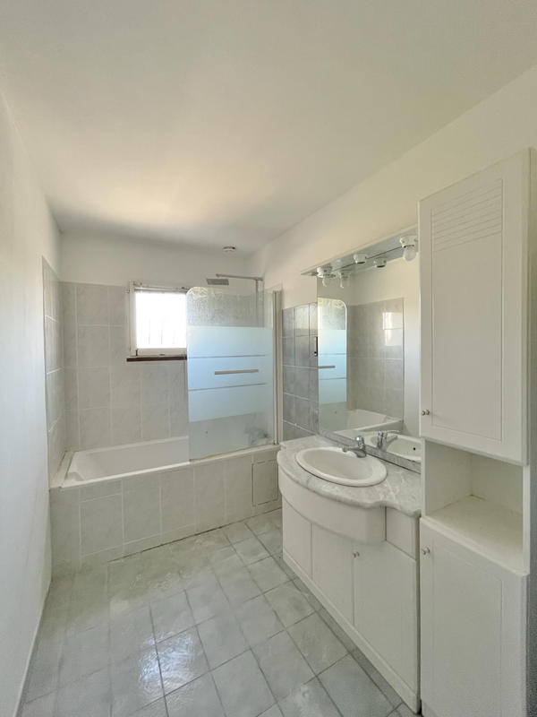 Villa - 137 m² - 7 pièces