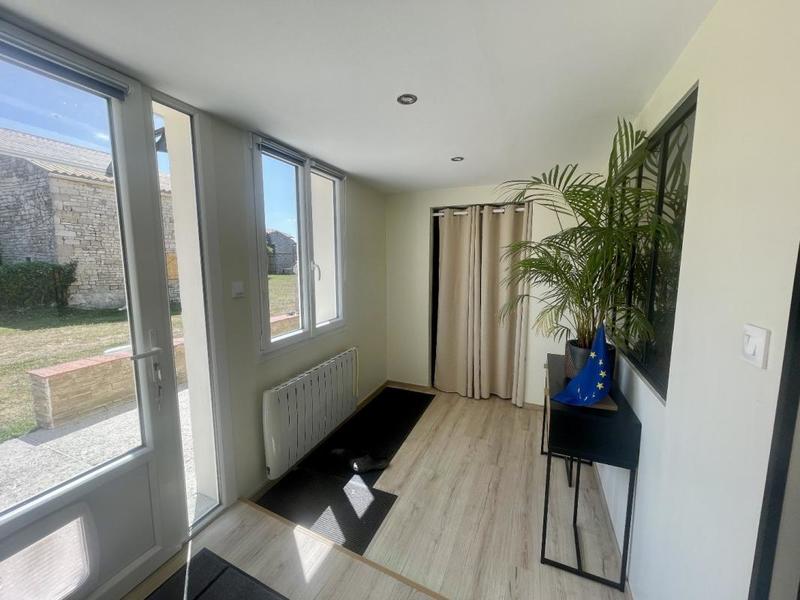 Propriété - 320 m² - 13 pièces