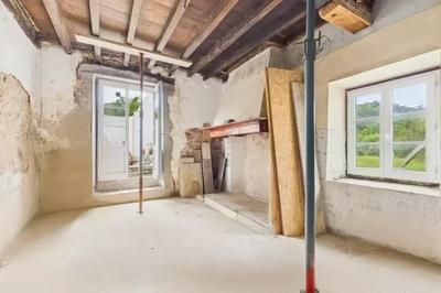 Maison - 293 m² - 10 pièces