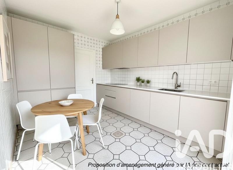 Maison - 94 m² - 6 pièces