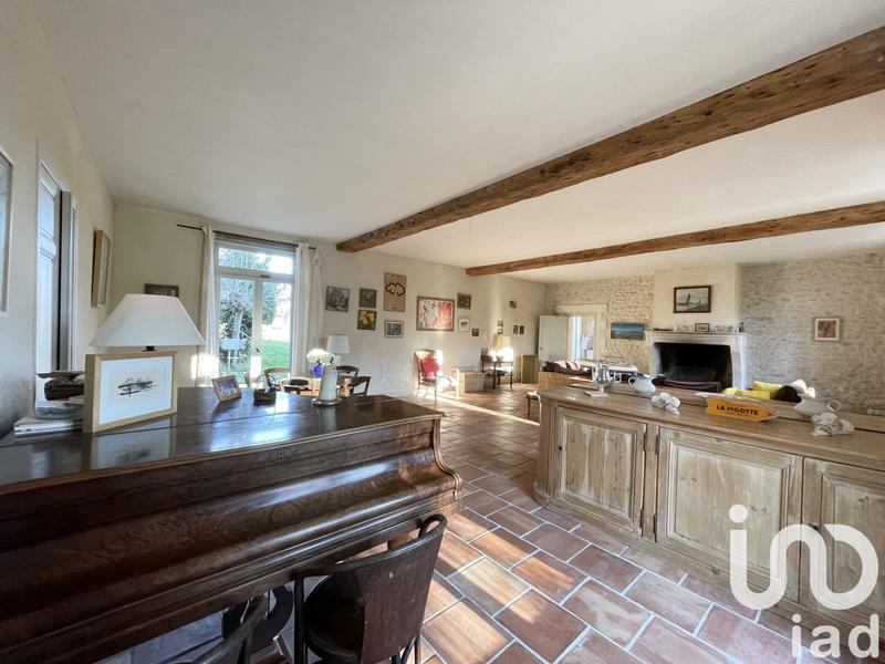 Maison - 471 m² - 13 pièces