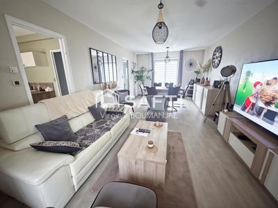 Maison - 90 m² - 5 pièces