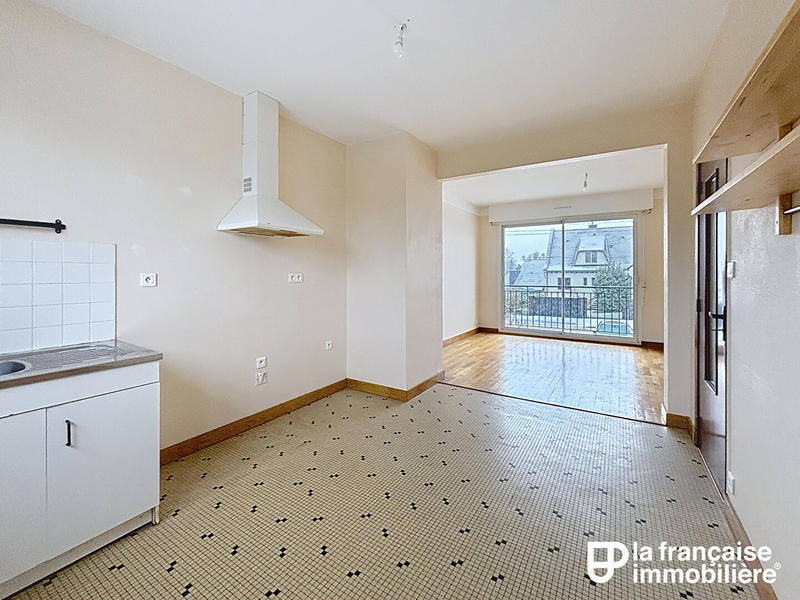 Maison - 92 m² - 5 pièces