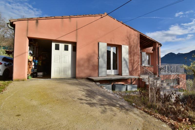 Maison - 110 m² - 4 pièces