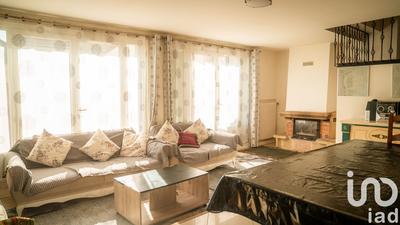 Maison - 140 m² - 7 pièces