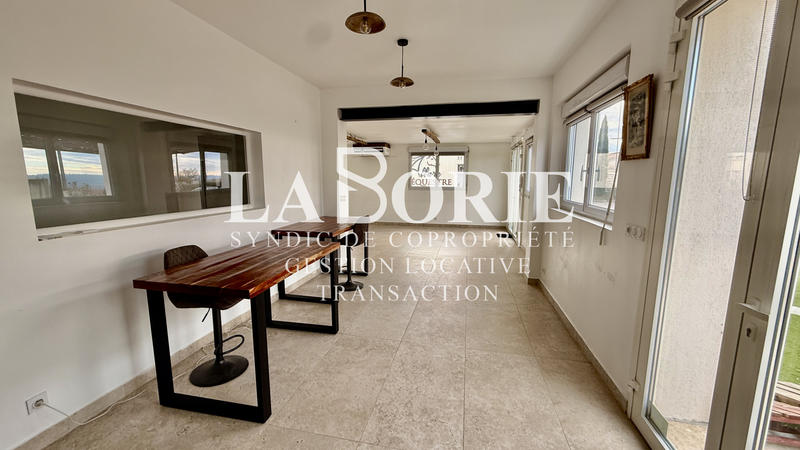 Local d'activités - 80 m²