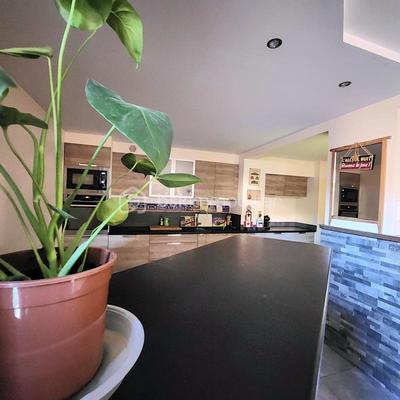 Appartement - 157 m² - 4 pièces