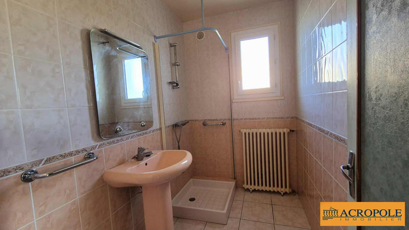 Maison - 103 m² - 4 pièces