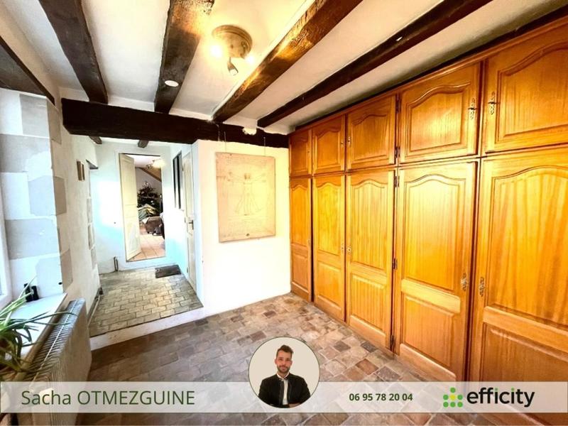 Maison - 240 m² - 7 pièces