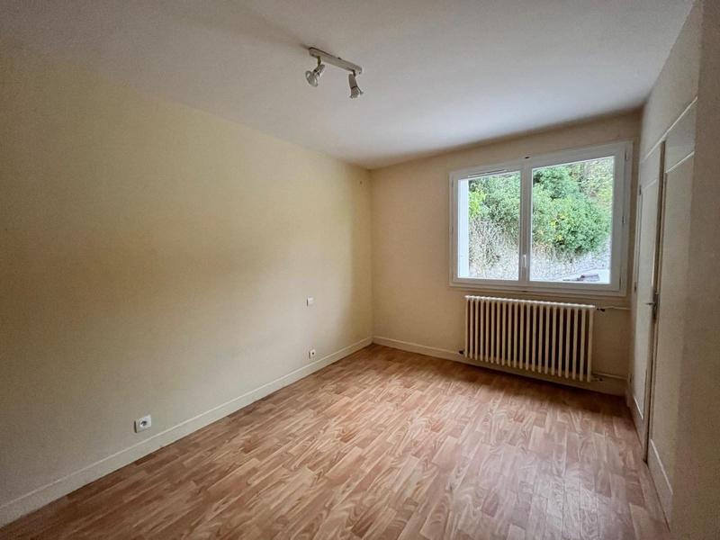 Appartement - 106 m² - 5 pièces