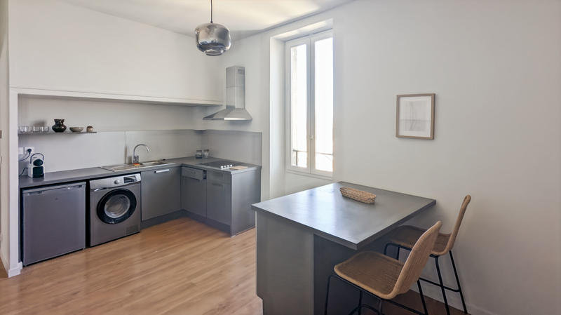 Appartement - 90 m² - 4 pièces