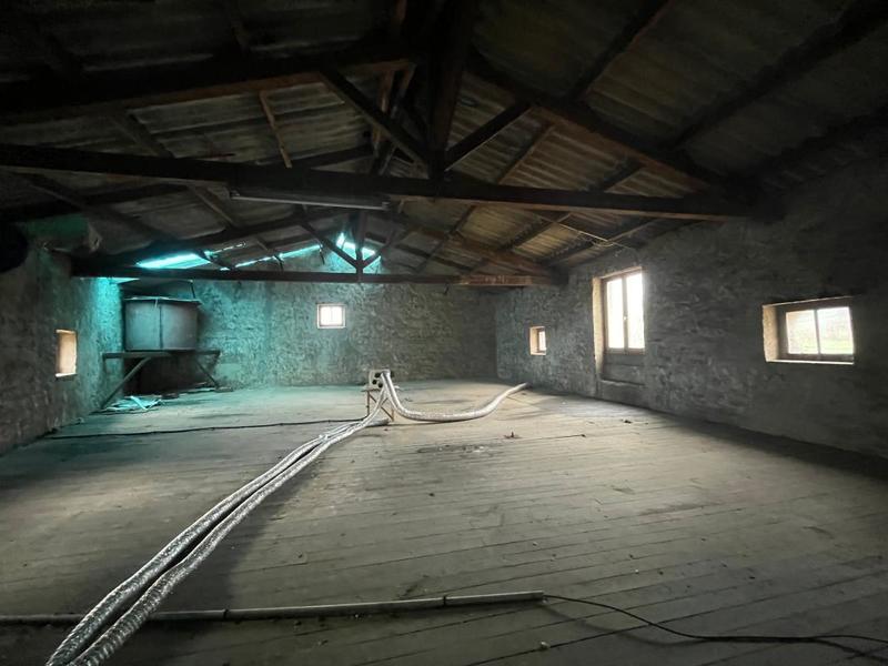 Maison - 200 m² - 4 pièces