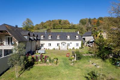 Maison - 185 m² - 5 pièces