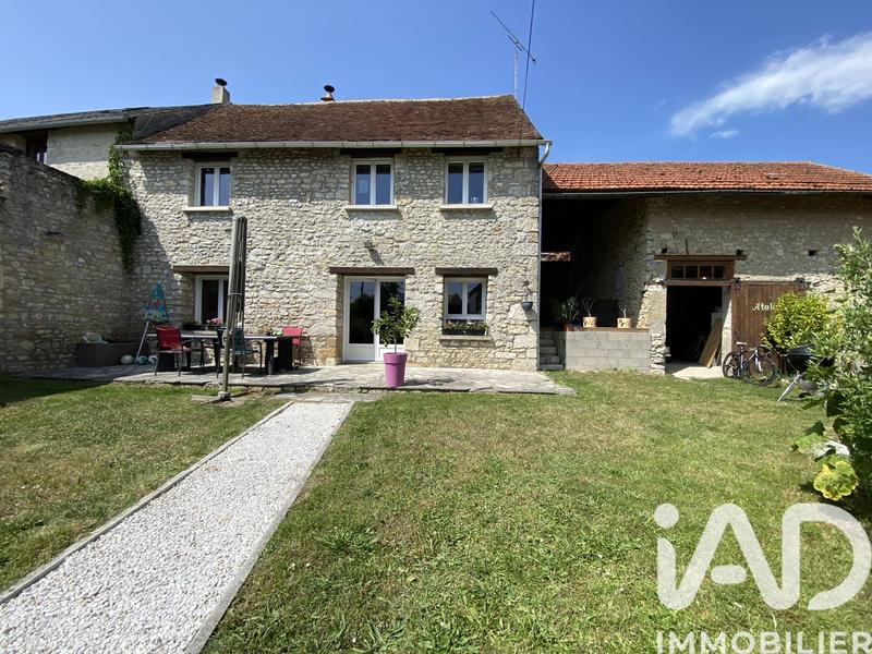 Maison - 93 m² - 4 pièces