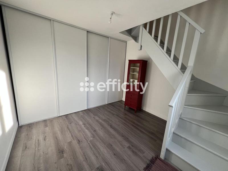Appartement - 108 m² - 5 pièces