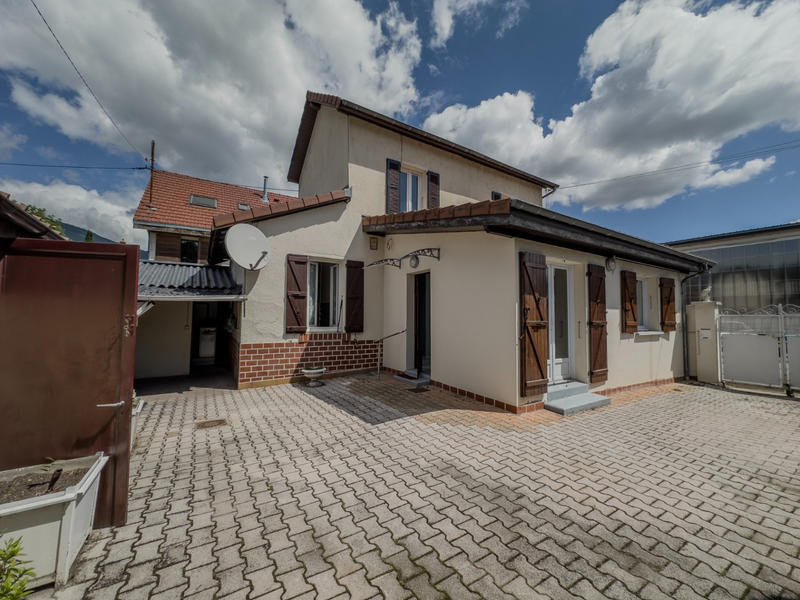 Maison - 81 m² - 4 pièces