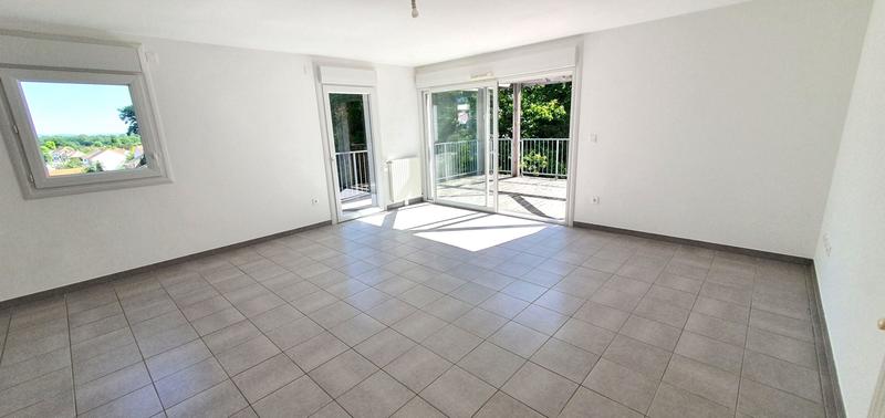 Appartement - 86 m² - 4 pièces