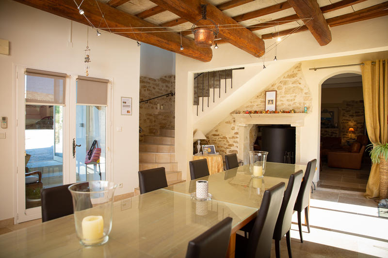 Mas - 425 m² - 14 pièces