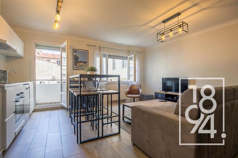 Appartement - 64 m² - 4 pièces