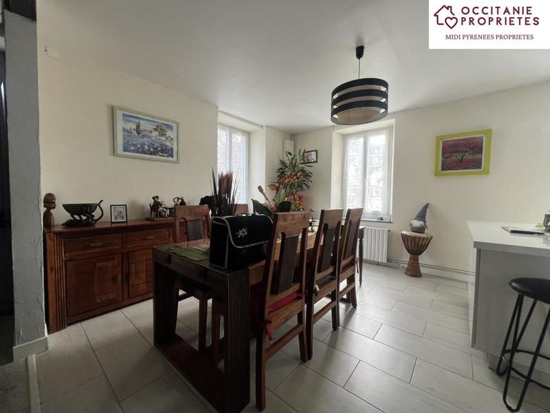 Maison de village - 130 m² - 6 pièces