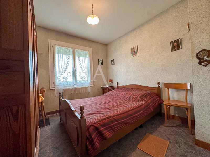 Maison - 95 m² - 4 pièces