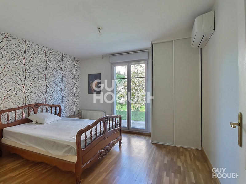 Appartement - 100 m² - 4 pièces