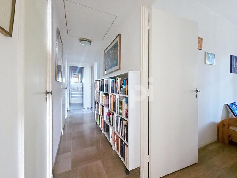 Appartement - 99 m² - 4 pièces