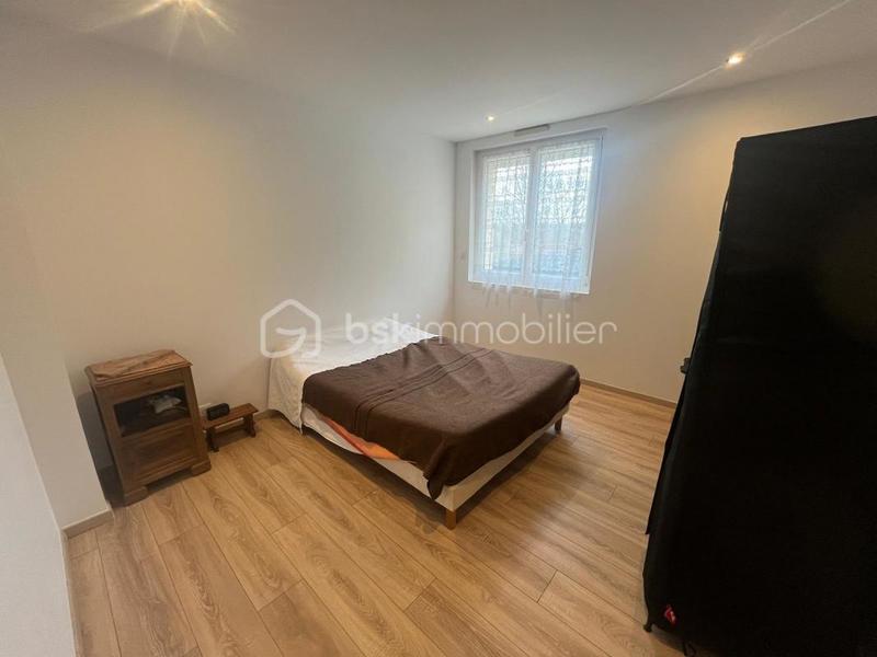 Maison - 216 m² - 7 pièces