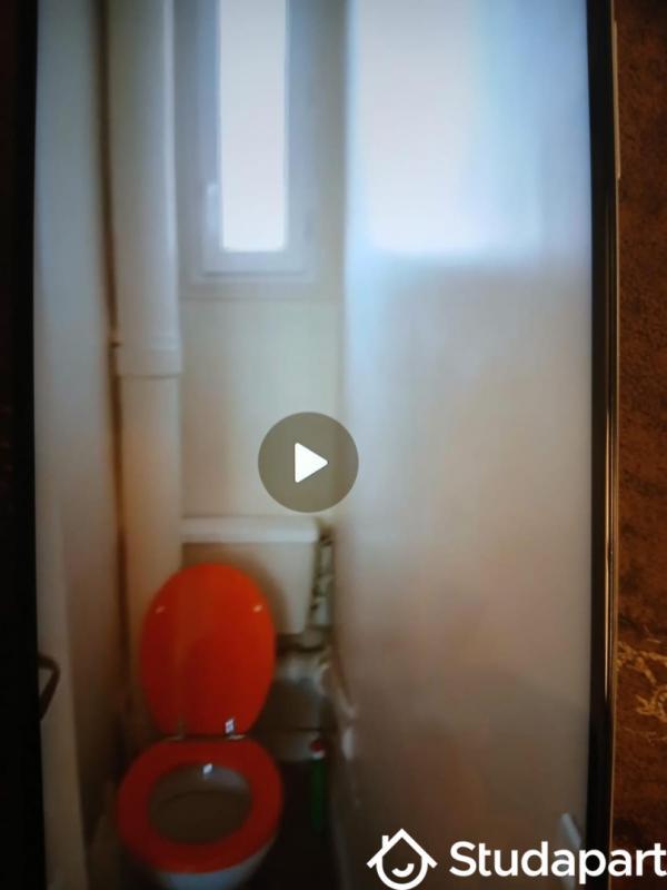 Chambre - 13 m² - 1 pièce