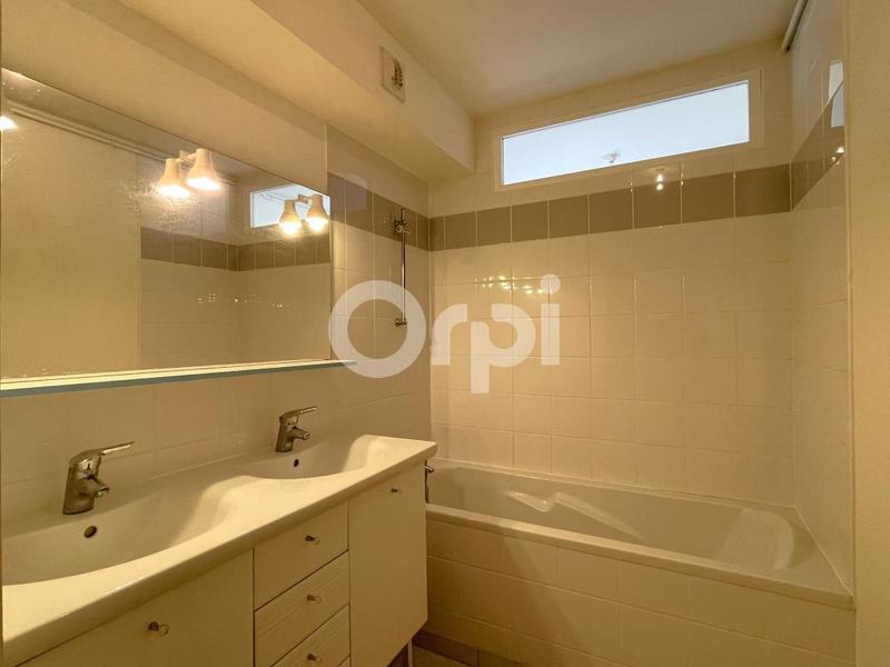 Appartement - 83 m² - 3 pièces