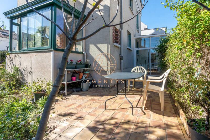 Maison - 145 m² - 5 pièces