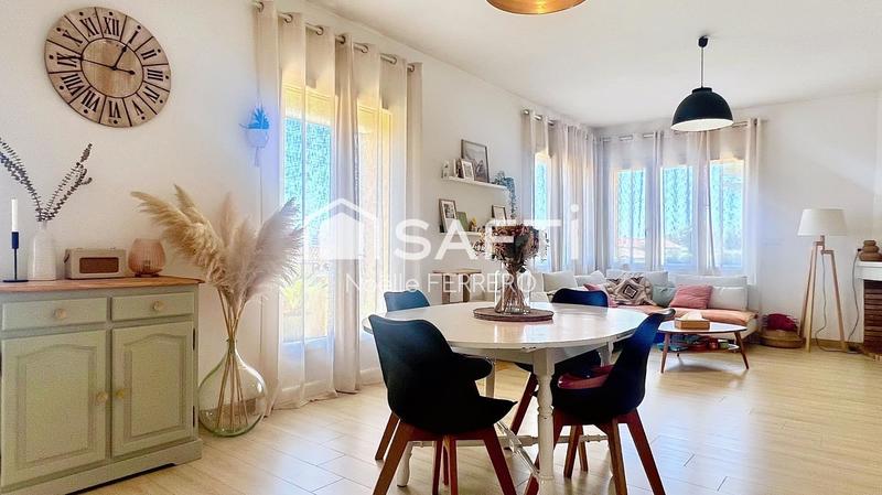 Appartement - 100 m² - 4 pièces